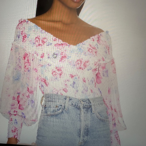 BB Dakota by Steve Madden Top 
NWOT - Picture 3 of 10